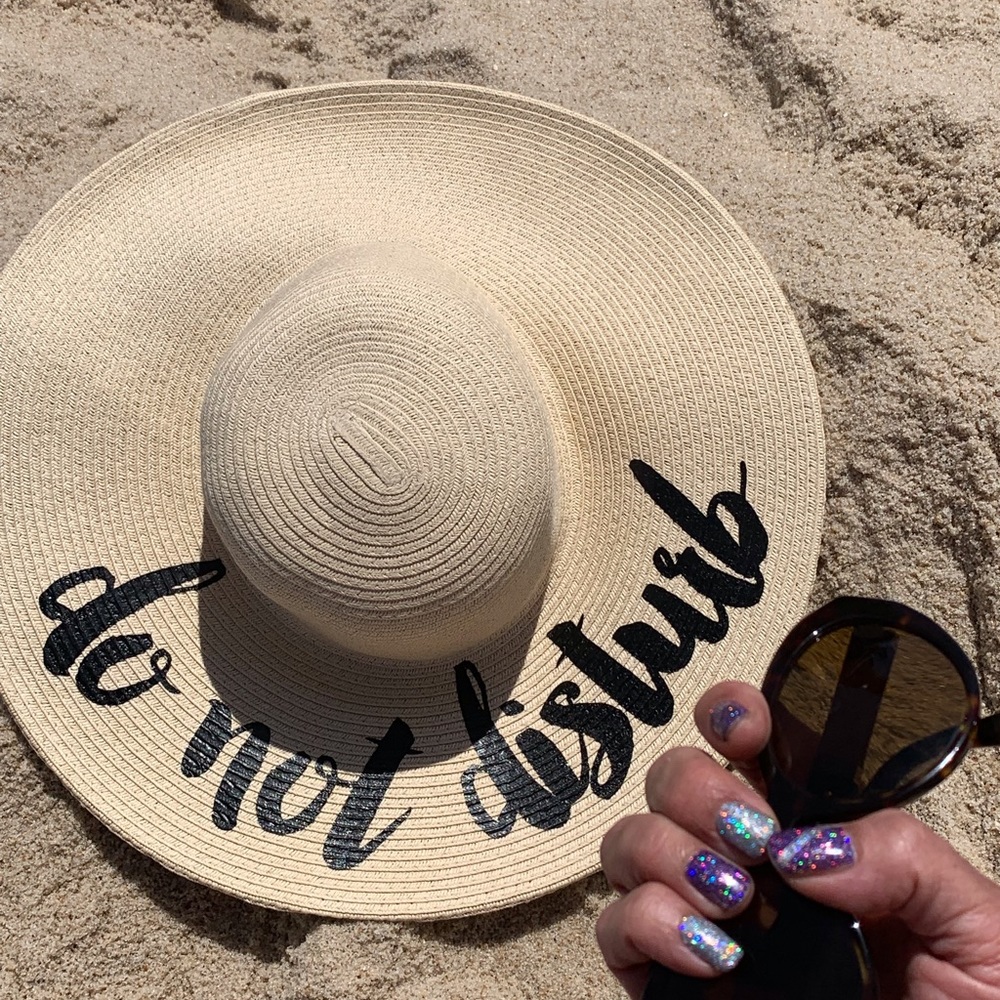 5⭐️ RATED! 🔥ONE LEFT🔥: DO NOT DISTURB beach hat - Picture 1 of 5
